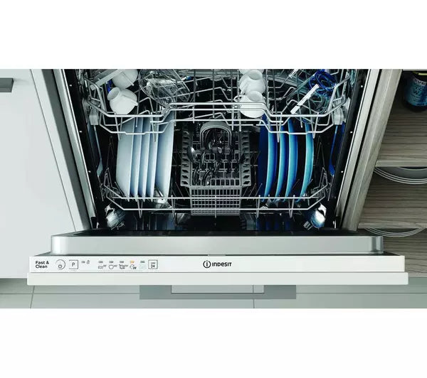 Indesit 13 Place Integrated Dishwasher | DIE2B19