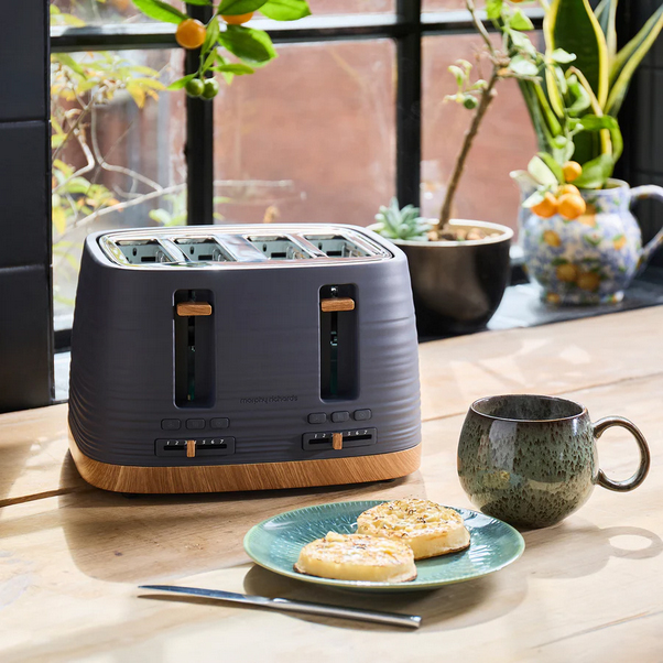 Morphy Richards Clay 4 Slice Toaster Grey | 243101
