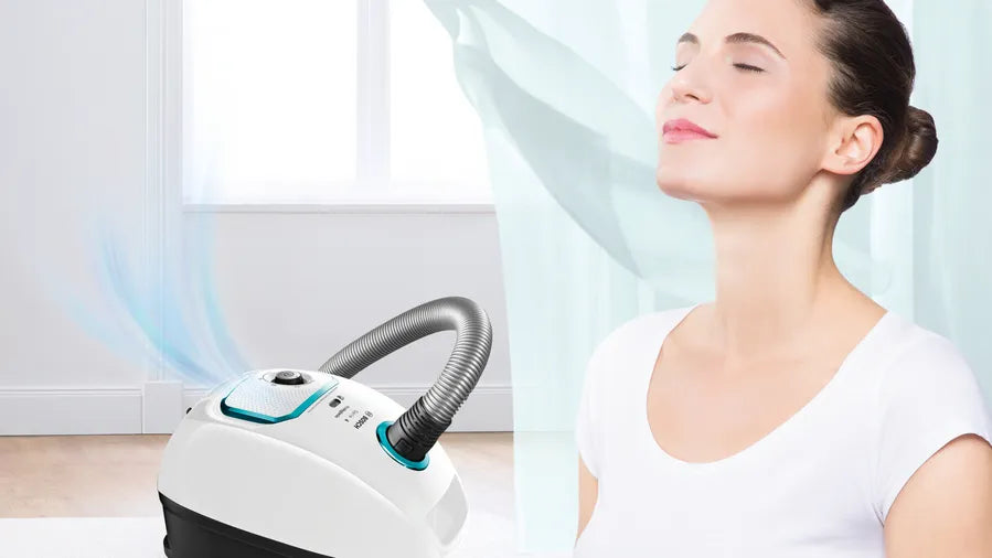 Bosch Series 4 Bagged Vacuum Cleaner ProHygienic | BGBS4HYGGB