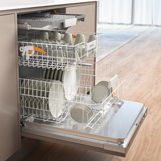 Miele Active Plus Fully Integrated Dishwasher White |G5350SCVI