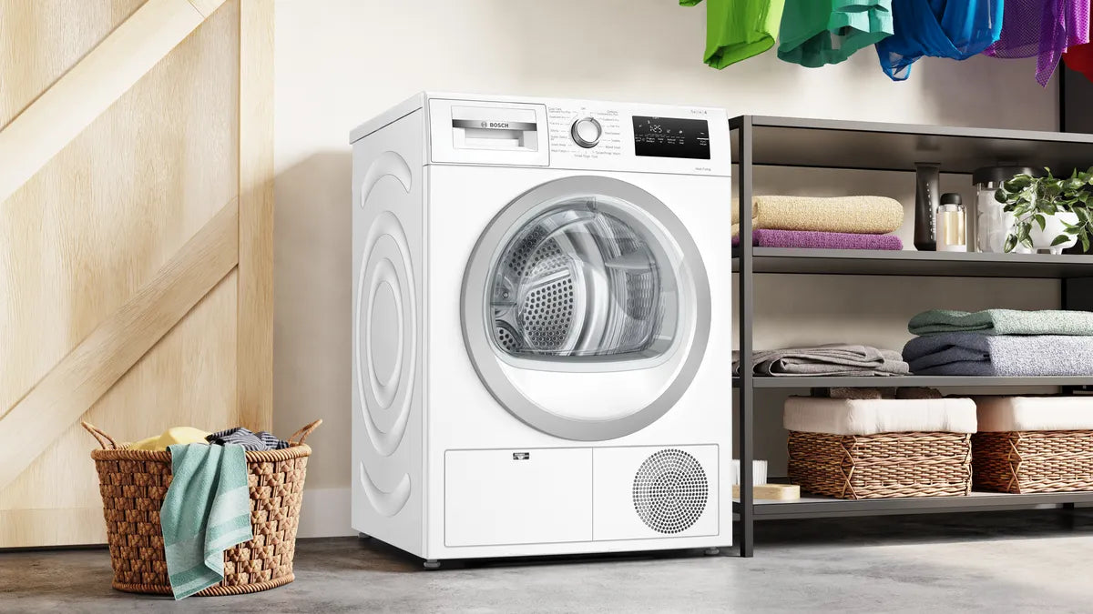 Bosch Series 4 Heat Pump Tumble Dryer 8kg White | WTH85223GB