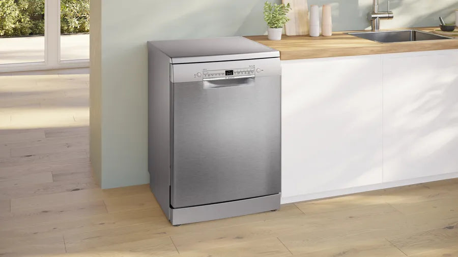 Bosch Series 2 Freestanding Dishwasher 60cm Silver Inox | SMS2HVI67G