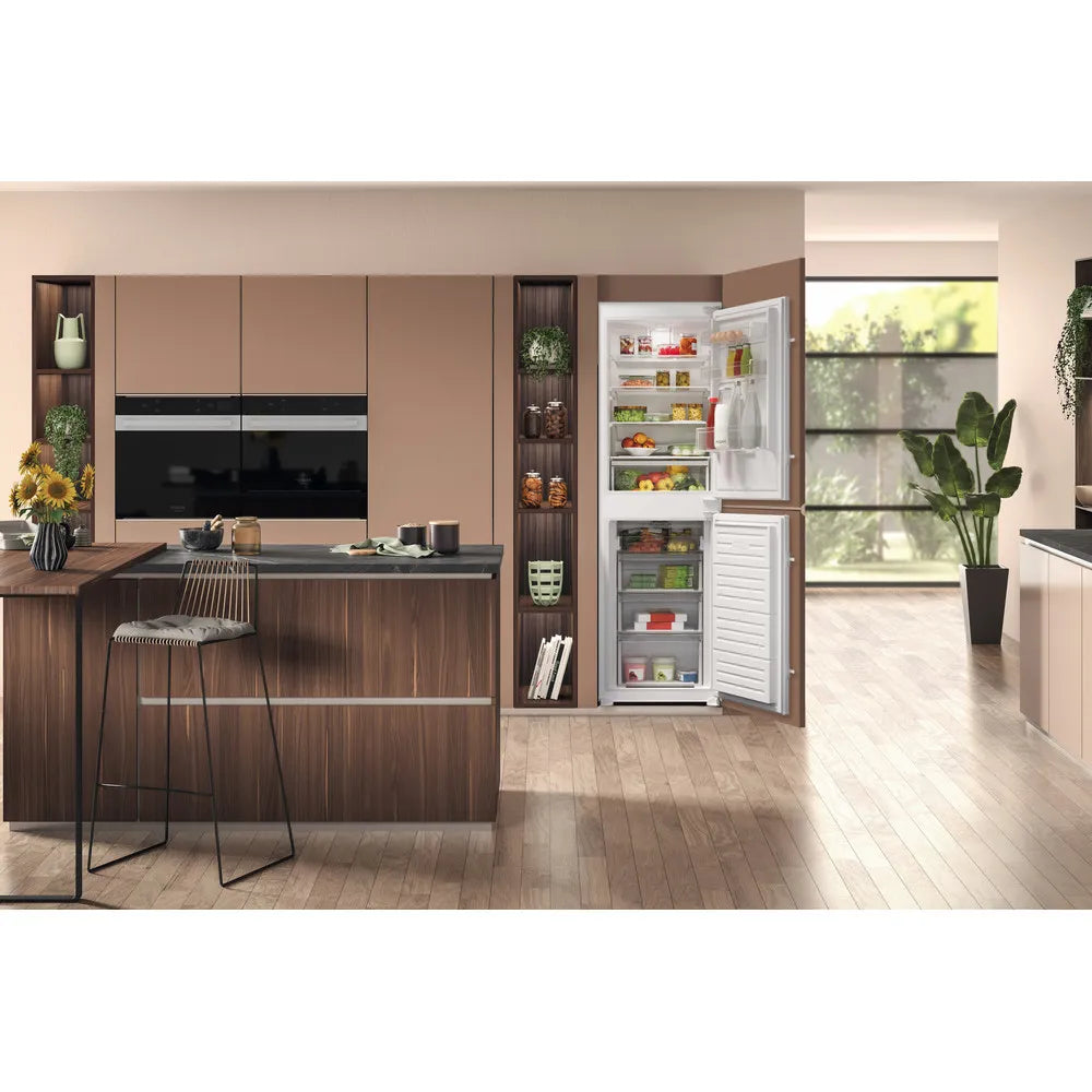 Hotpoint No Frost 50/50 Integrated Fridge Freezer White | HBC18 5050 F2