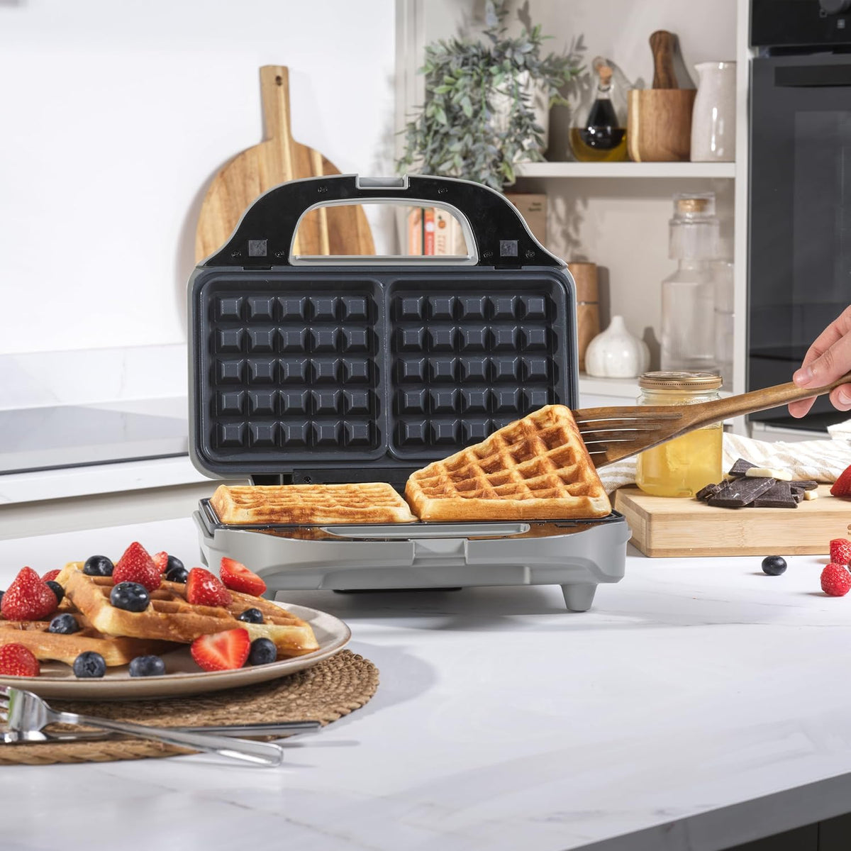 Salter Aspen XL Waffle Maker | EK6346MMS
