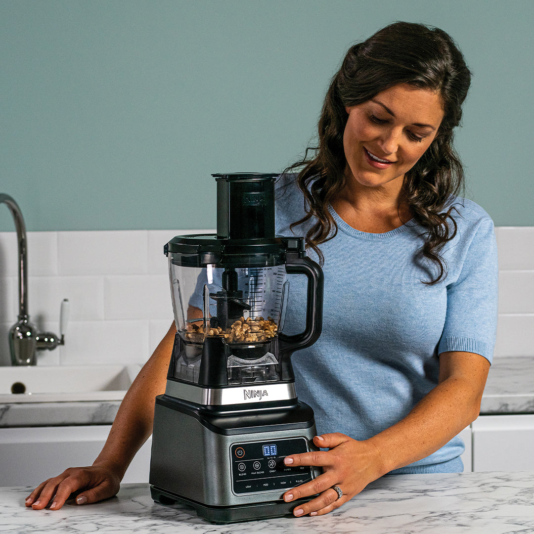 Ninja 3-in-1 Food Processor with Auto-IQ BN800UK