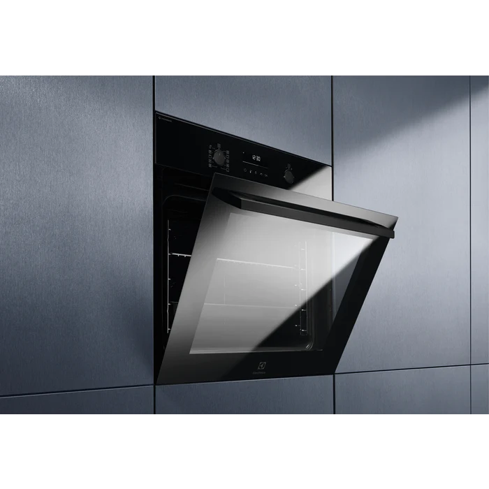 Electrolux 600 SteamBake 72L Built-In Electric Single Oven Black | EOD6C46K2