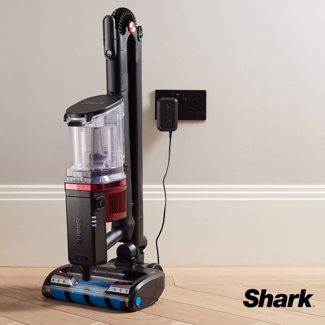 Shark Cordless Stick Vacuum with Anti Hair Wrap Pet Model | IZ300UKT