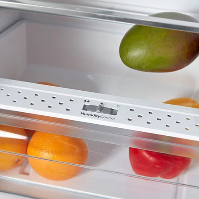 NordMende 70/30 Integrated NoFrost Fridge Freezer | RIFF70304NF