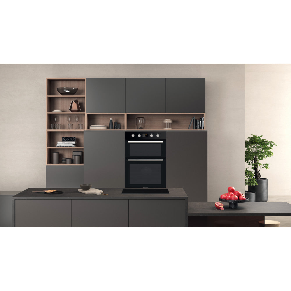 Hotpoint Built-in Double Oven Black | DD2844CBL