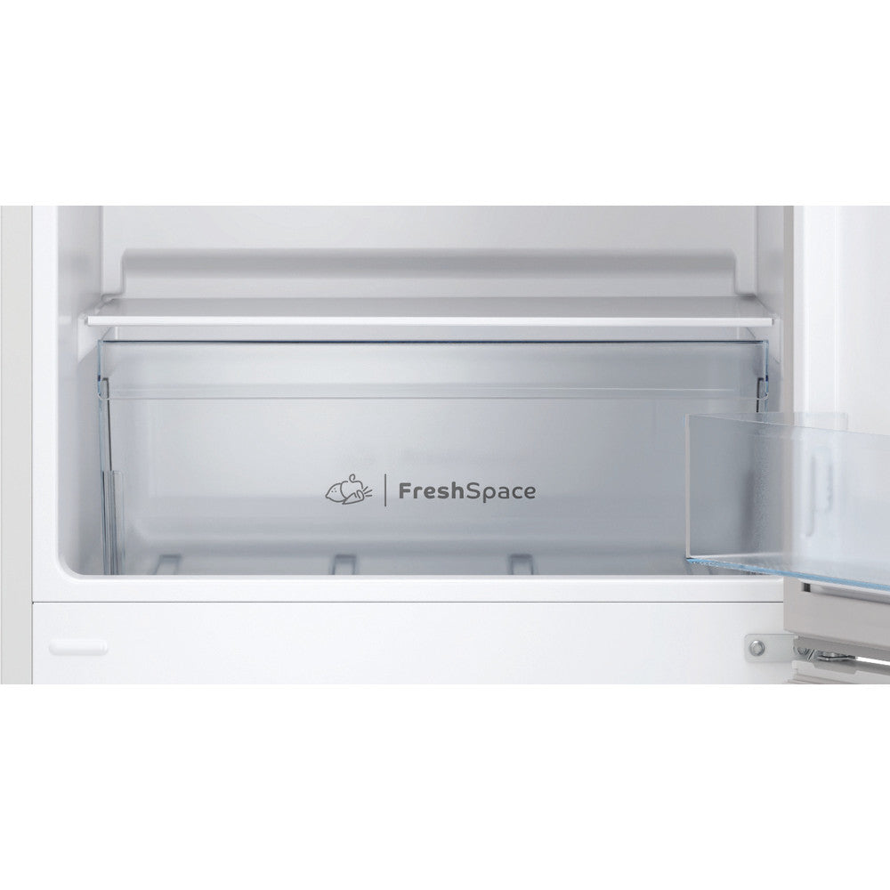 Indesit Fridge Freezer Low Frost 228L White | IB55532WUK