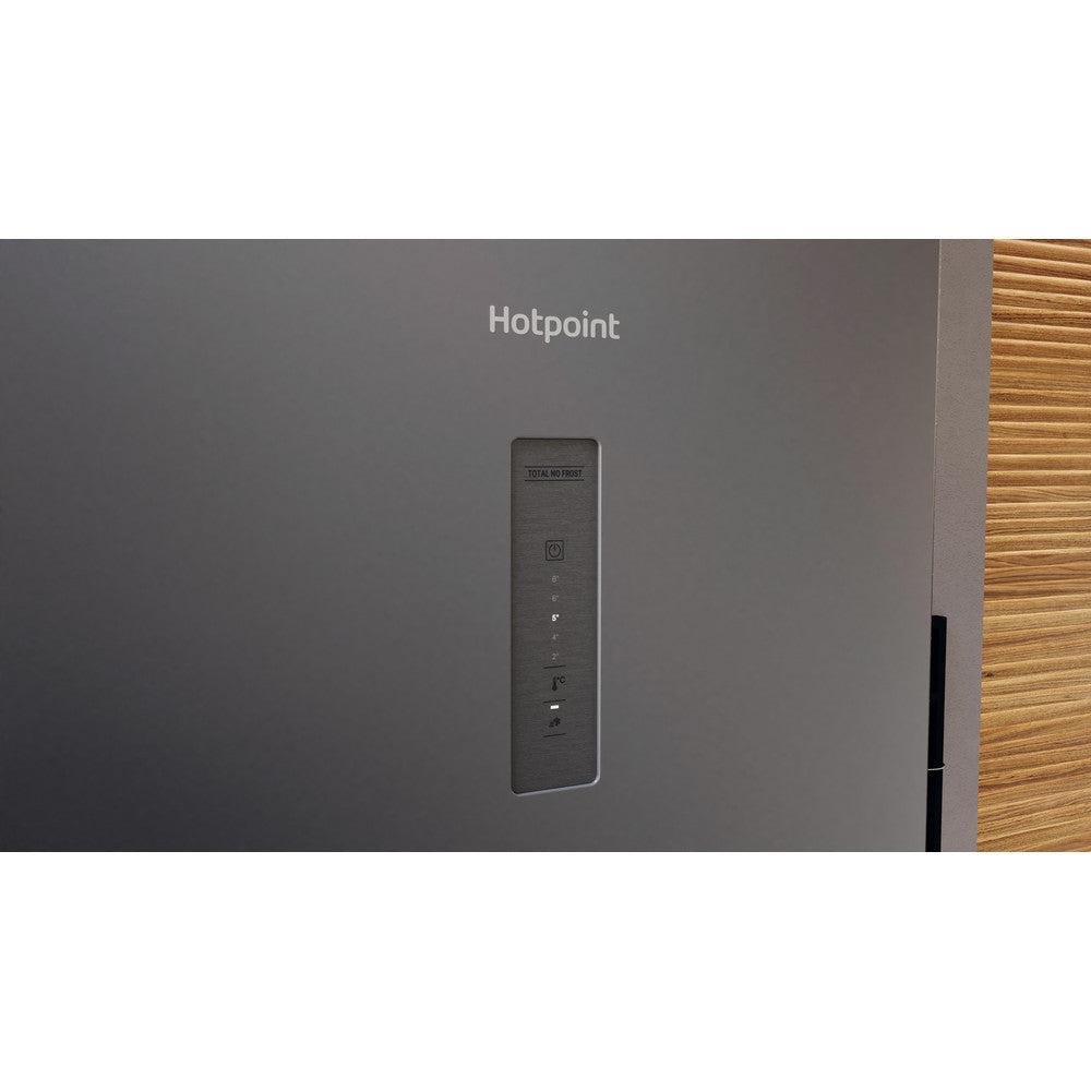 Hotpoint 70/30 Fridge Freezer Frost Free Silver Black | H5X820SK