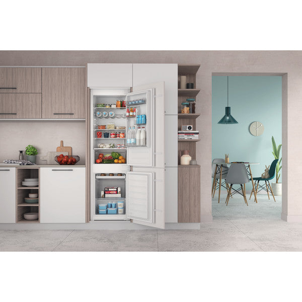 Indesit Integrated 70/30 Fridge Freezer Low Frost White | INC18D011B1