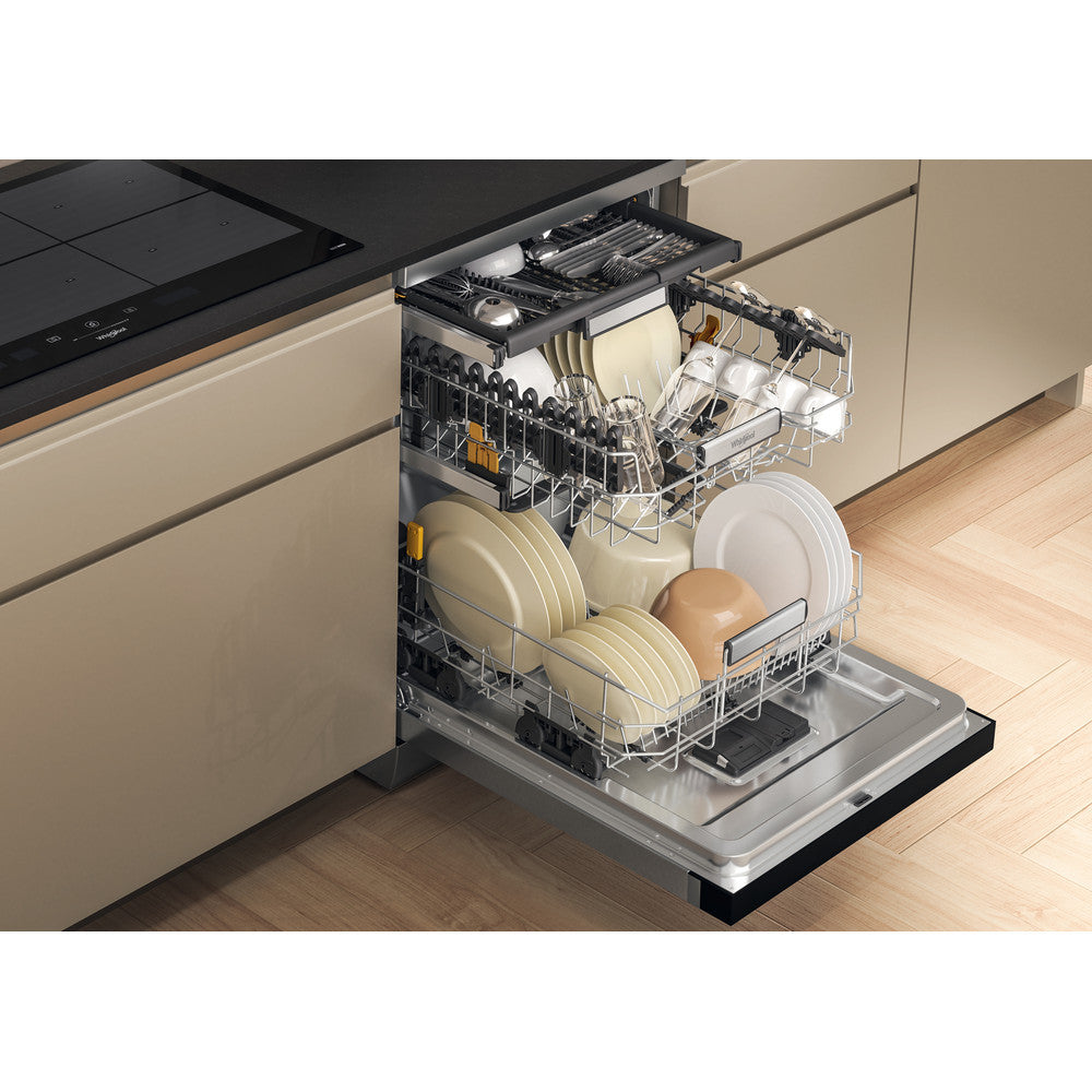 Whirlpool Freestanding 15 Place Maxi Space Dishwasher Inox l W7FHS51XUK