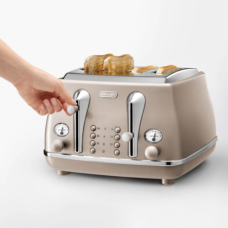 DeLonghi, Icona, 4-Slice Toaster, Beige, CTOT4003BG - Peter Murphy Lighting & Electrical Ltd