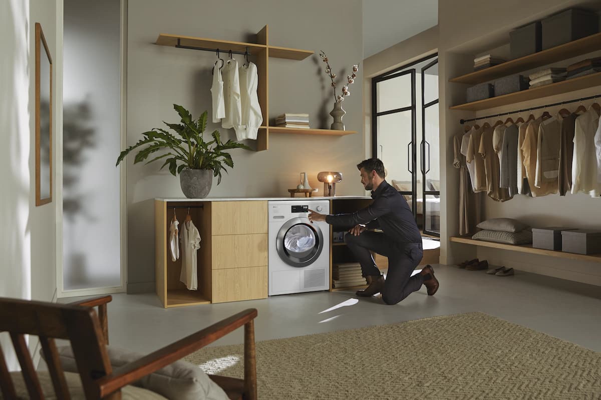 Miele, EcoSpeed, 8kg Heat Pump, Tumble Dryer, White | TEF765WP