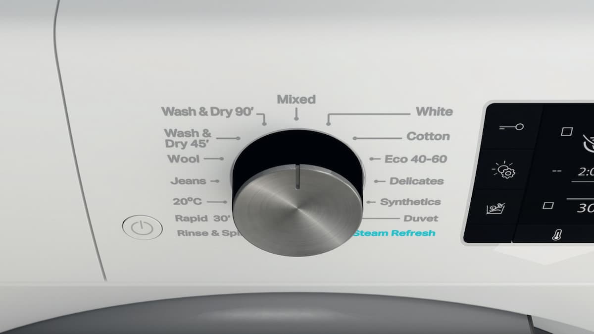 Whirlpool freestanding washer dryer: 11,0kg - FFWDD 1174269 BSV UK